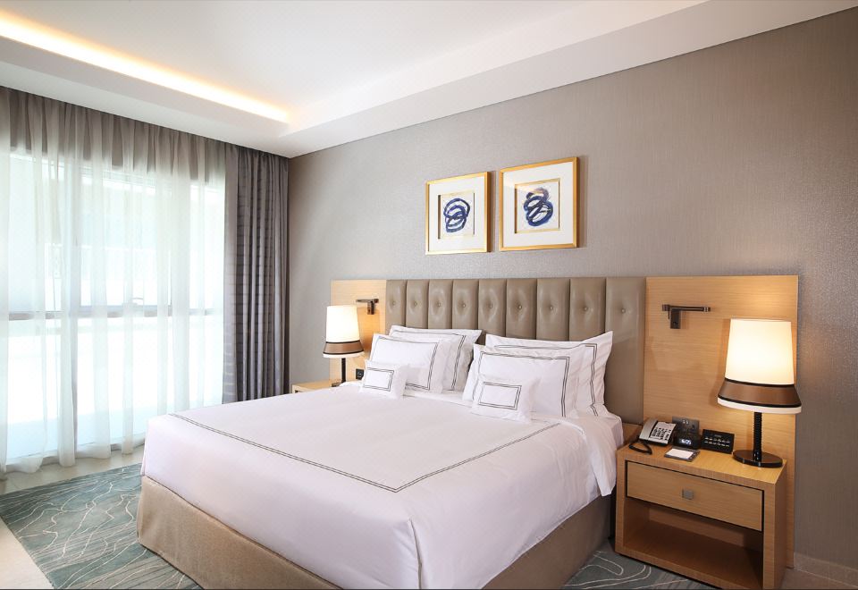 Cosmopolitan Hotel DubaiOver view