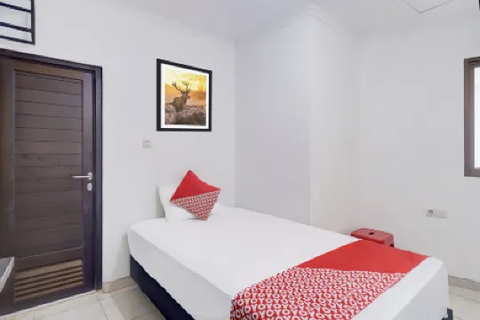 Townhouse Oak Gunung Sahari Near Ancol