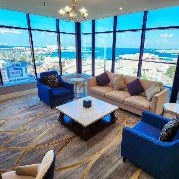 Sherao Hotel Doha - Next to National Museum of Qatar & Metro 哈馬德國際機場附近的飯店