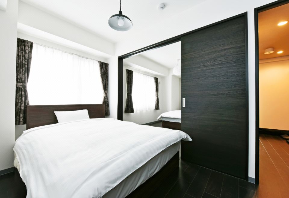 Sun Court Hondori Garden Hills apartment interior