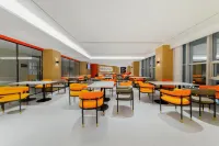 Borrman Hotel (Leshan High-Speed Railway Station Wanda Plaza)