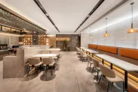 Haiyan Tongyuan Yiju Hotel فنادق في خاي يان