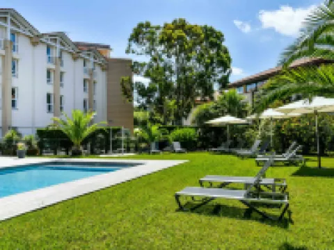 Hôtel Jules Verne Hotels near Grande Plage de Biarritz