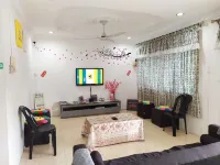 H Homestay Sibu - Semi D 1000Mbps (1Gbps) Wifi, Astro & Private Parking! Hotels in Sibu