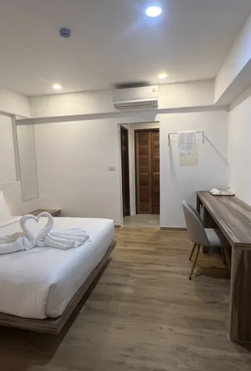 ห้องสแตนดาร์ด เตียง 5 ฟุต