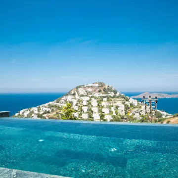 BD417-6 Bedroomed Villa With Pool in Yalikavak