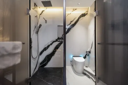 QI hotel Отели рядом с достопримечательностью «Wuhan Ferry Huanghelou Dock»