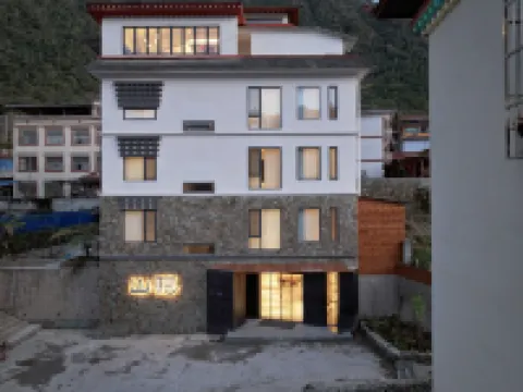 Tingshan Scenic Hotel (Lianhua Park)