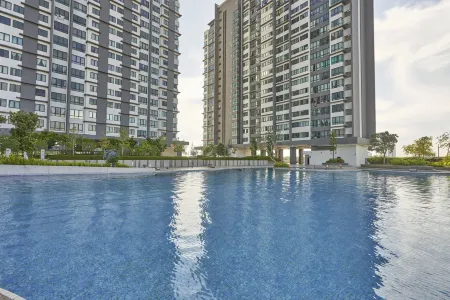 Studio | Kiara Plaza Semenyih by Favspace Отели в г. Hulu Semenyih