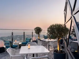 Andaz Capital Gate Abu Dhabi, By Hyatt