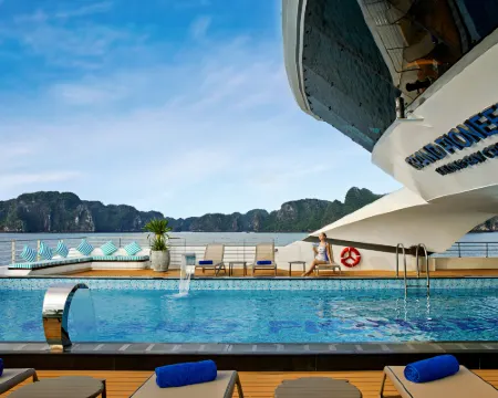 Grand Pioneers Halong Bay Cruise 2 Hotels in Ha Long City