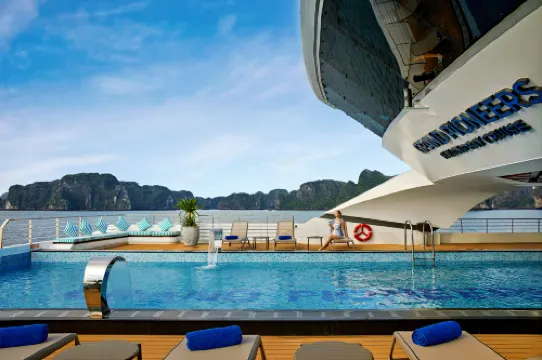 Grand Pioneers Halong Bay Cruise 2