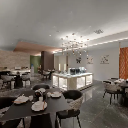 Puyu · Envision·Cinema Private Hot Spring Designer Hotel (Penshuici Jiaxiu Tower Branch), Guiyang