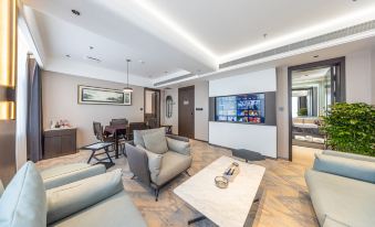 Sanyuan Yaju Hotel (Confucius Temple Scenic Area Branch)