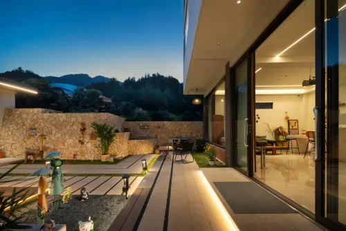 "Ru Yuan Xiao Zhu" B&B in Yunhe Terrace. Hotels in Yunhe