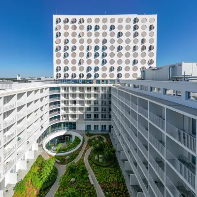 Revo München Hotels in der Nähe von U-Bahnhof Quiddestr.