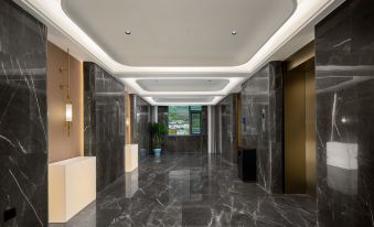 Jiuzhaigou Northwest Grand Hotel