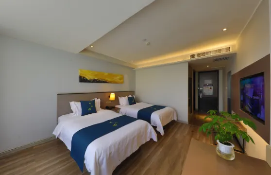 如家睿柏·雲酒店（延安百米大道永盛路店）