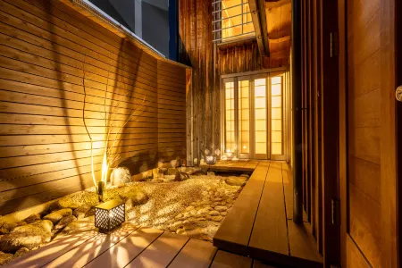 Nagoya Japanese Holiday House Отели рядом с достопримечательностью «Osu Kannon»