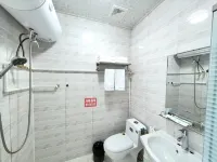 Fuyuan Yuxing Business Hotel (Fuyuan Port)