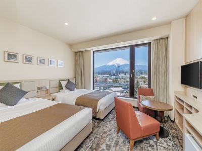 スタンダードツイン富士山ビュー上層階 ホテルマイステイズ富士山 展望温泉の写真