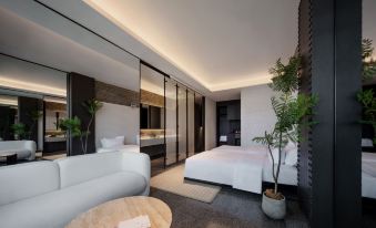YOLO Eling Art Gallery Hotel(Erling No. 2 Factory Cultural and Creative Park Store)