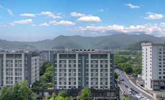 Atour Hotel (Hangzhou Xixigu)