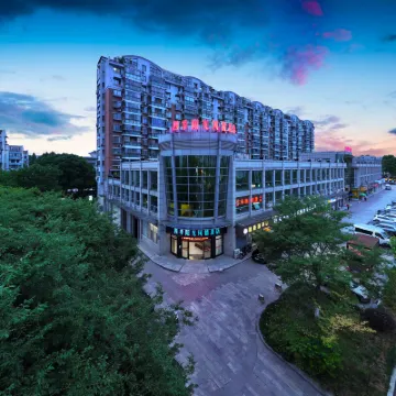 Four Seasons Sunshine Style Hotel Shaoxing (Lu Xun Hometown) Hotels near East Lake
