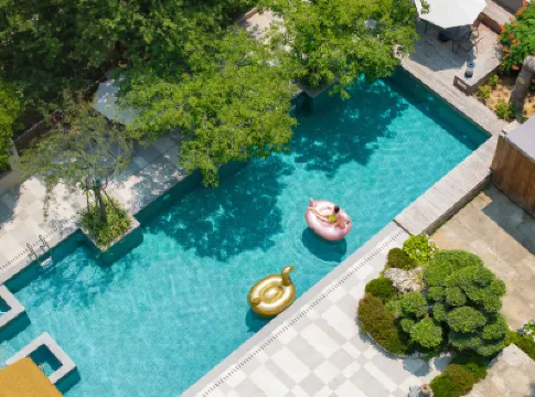 Floral Lux Hotel· Changzhou Mountain Carp Peach Blossom Hotel Hotels in Changzhou
