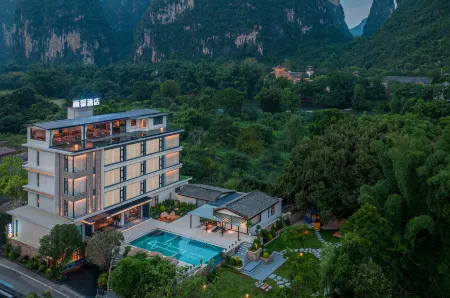 Yangshuo Huaxin Hotel