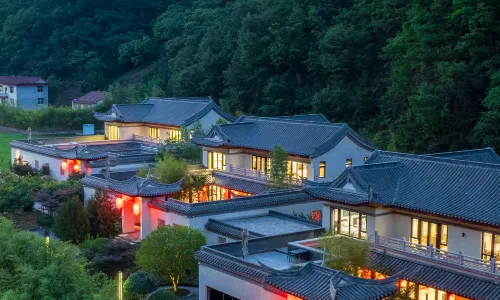 Zhashui Horse House Guesthouse