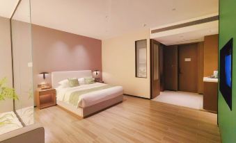XinTai Holiday Hotel