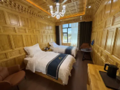 阿壩縣半山藏閣民宿