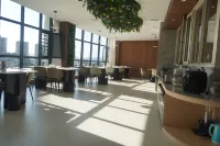 Qinglong Longting Zhixiang Hotel