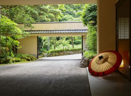 奥湯河原 山翠楼