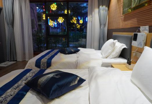 위안셔 테마 호텔 조식 장소 또는 객실 샤워실 이미지