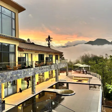 Chengkou Yunran Mountain House