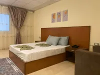 فندق فرساي بيراميدز Hotels near مسجد أنوار المصطفى