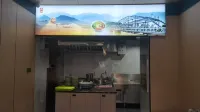 โรงแรมหัวยิ่ง รู้เจีย (สถานีรถไฟความเร็วสูงตะวันตก หลานโจว) - ที่มีที่จอดรถ