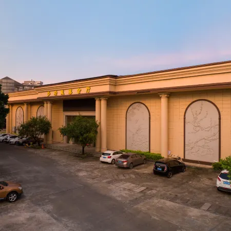 Gelingeli Hotel (Wanhua Building Branch, Cross Street Downtown, Yulin)
