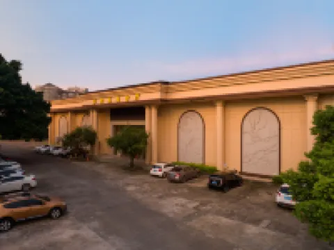 Gelingeli Hotel (Wanhua Building Branch, Cross Street Downtown, Yulin)