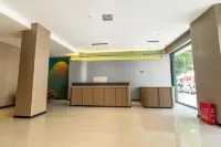 Qianyue Hotel (Luodian Pearl Plaza)