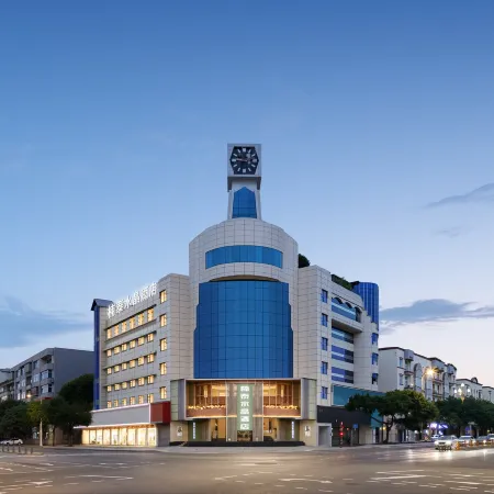 Nantai Crystal Hotel (Chongzhou Branch)
