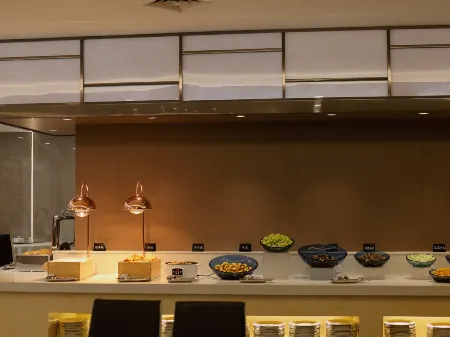 Vienna International Hotel (Jieyang People's Avenue) Отели рядом с достопримечательностью «Jieyang Tower»