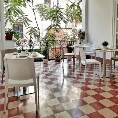 Ai Quartieri Hotels near The Praetorian Fountain
