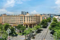 Vienna International Hotel (Shenzhen Longhua Dalang Commercial Center Branch) 바이자화 쇼핑몰-시옌/석암 지점 주변 호텔