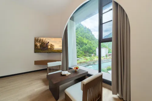 Feili private soup courtyard (Bipenggou scenic spot store) - Romantic