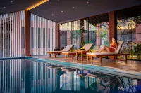 Dali Gengyun Mountain View Hot Spring Hotel