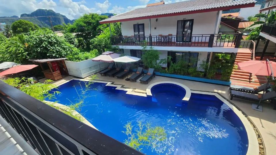 Vangvieng Night Market Resort