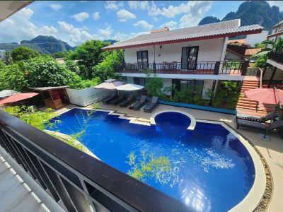Vangvieng Night Market Resort